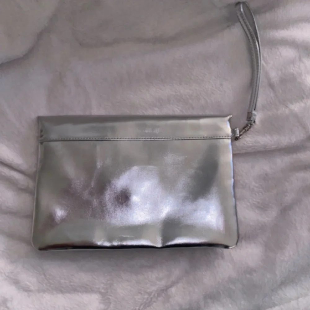 Express clutch